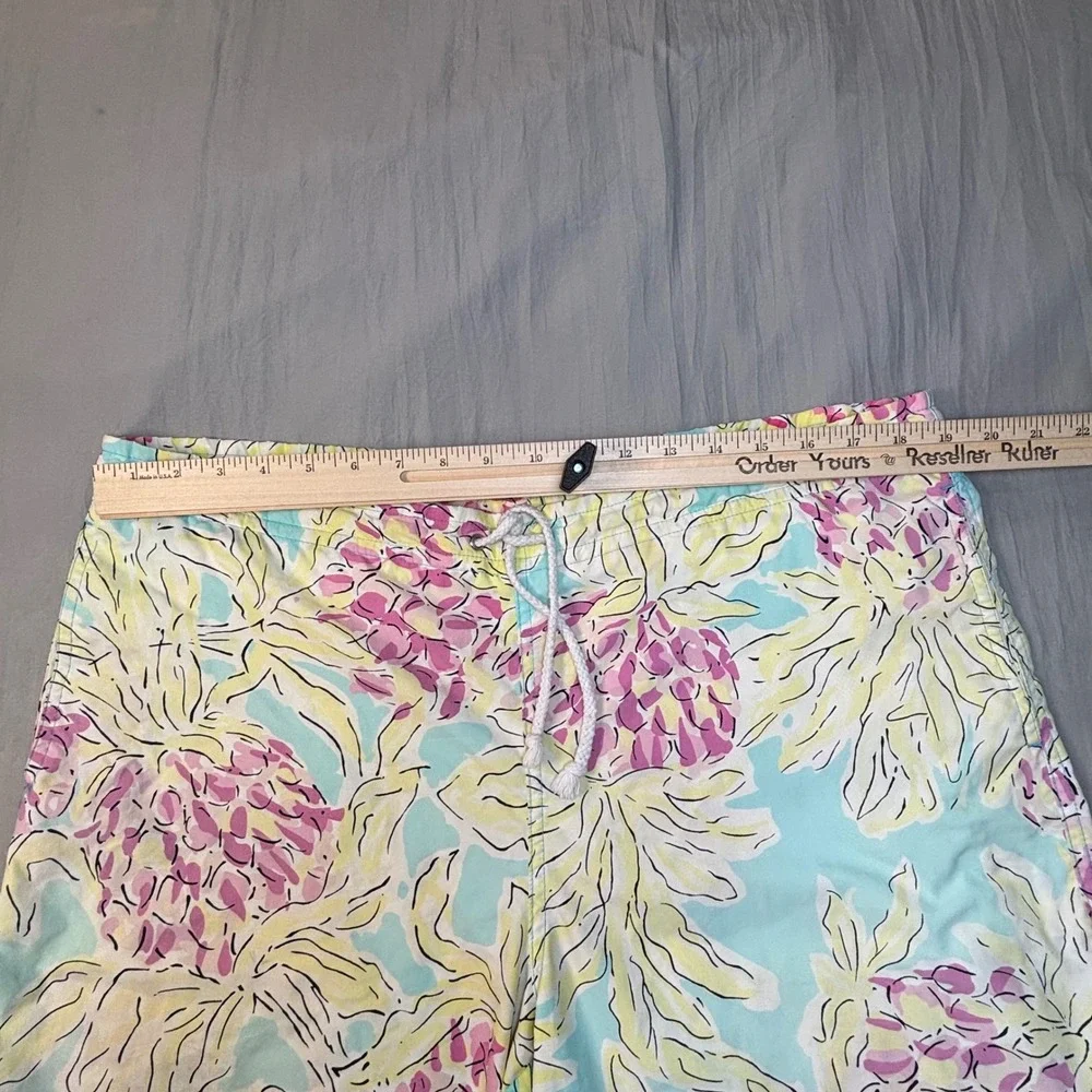 Lilly Pulitzer Mens Capri Trunk Swim‎ Shorts mens medium yellow floral print
